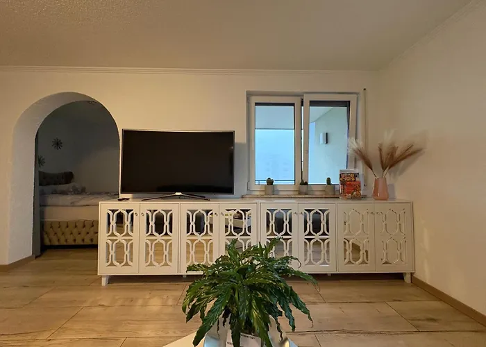 O&v 2 شقة فالدزهوت-تينغن